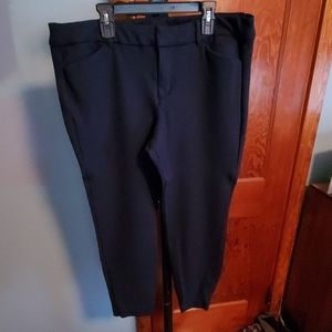 Old Navy Pixie pants size 16